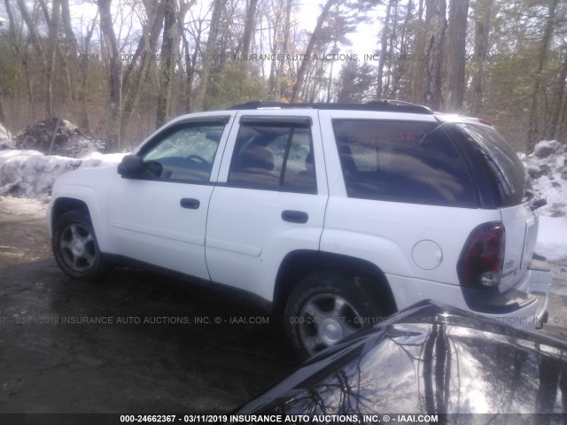 1GNDT13S572300182 - 2007 CHEVROLET TRAILBLAZER LS/LT WHITE photo 3