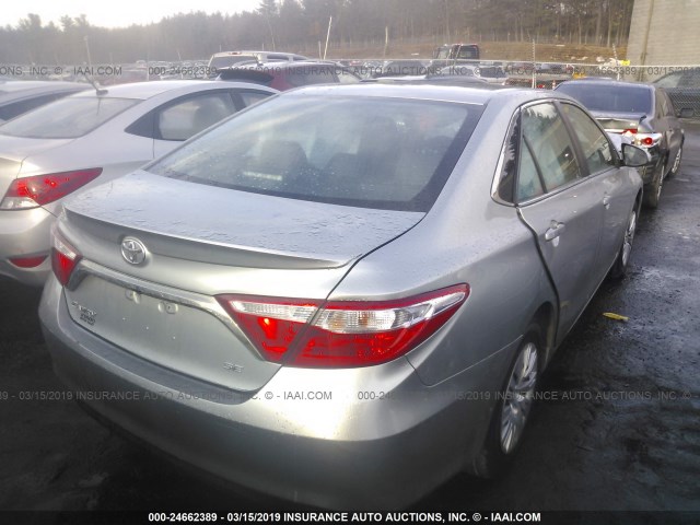 4T1BF1FK3GU171572 - 2016 TOYOTA CAMRY LE/XLE/SE/XSE ვერცხლისფერი ფოტო 4