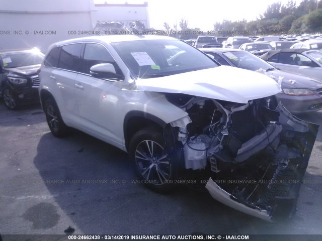 5TDZARFHXHS028953 - 2017 TOYOTA HIGHLANDER LE WHITE photo 1