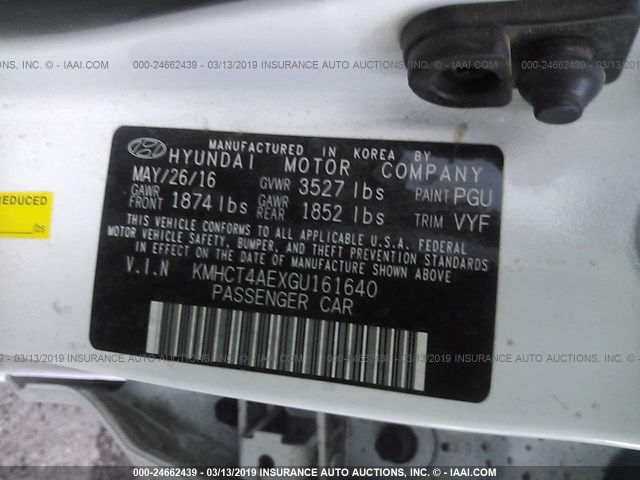 KMHCT4AEXGU161640 - 2016 HYUNDAI ACCENT SE WHITE photo 9