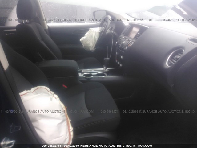 5N1DR2MN2HC679073 - 2017 NISSAN PATHFINDER S/SV/SL/PLATINUM BLUE photo 5
