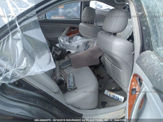 4T1BK3EK6BU613164 - 2011 TOYOTA CAMRY SE/LE/XLE GRAY photo 8
