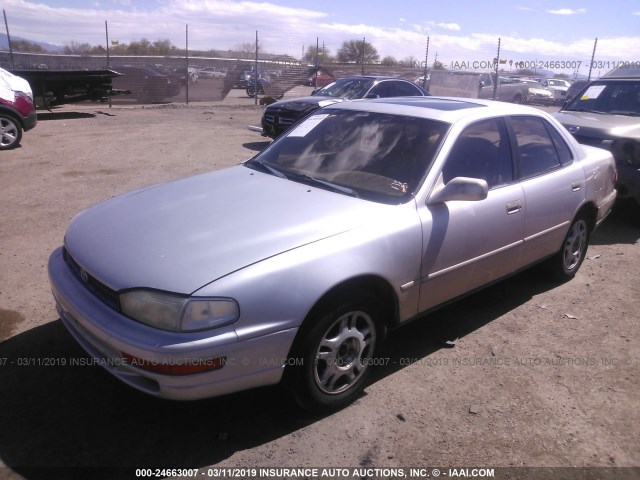 4T1GK13E7RU031379 - 1994 TOYOTA CAMRY XLE TAN photo 2