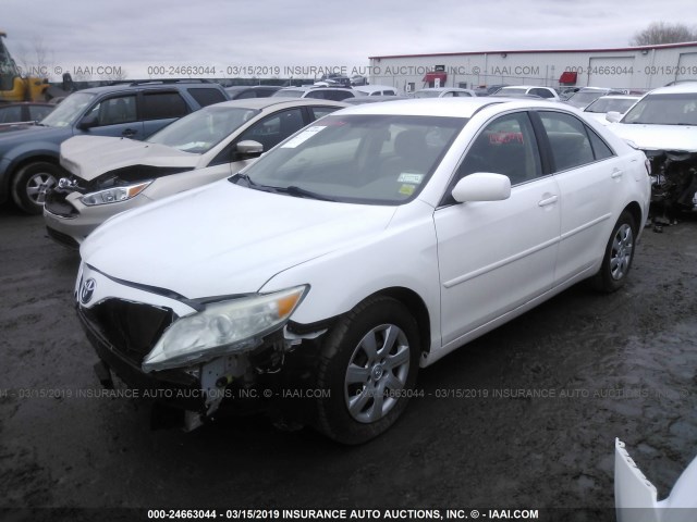 4T1BK3EK7BU617160 - 2011 TOYOTA CAMRY SE/LE/XLE 白色 照片 2