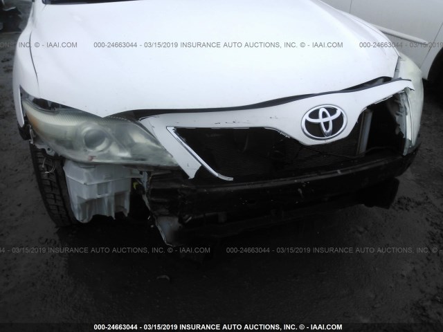 4T1BK3EK7BU617160 - 2011 TOYOTA CAMRY SE/LE/XLE 白色 照片 6