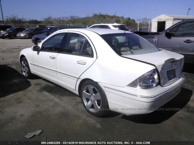 WDBRF61J93E010113 - 2003 MERCEDES-BENZ C 240 WHITE photo 3