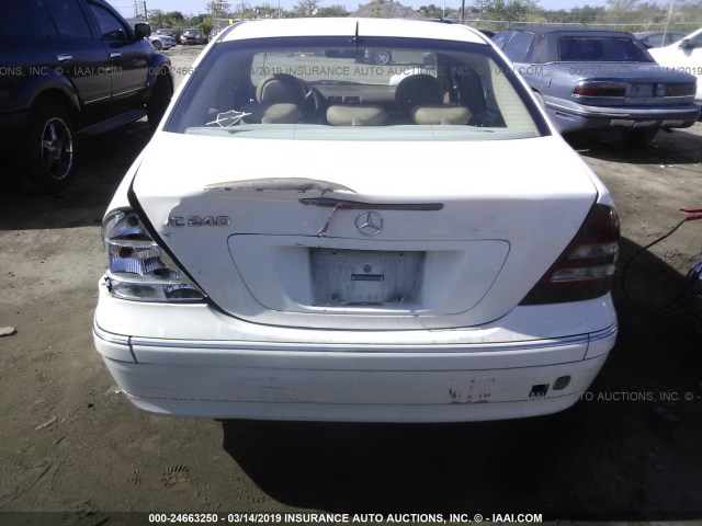 WDBRF61J93E010113 - 2003 MERCEDES-BENZ C 240 WHITE photo 6