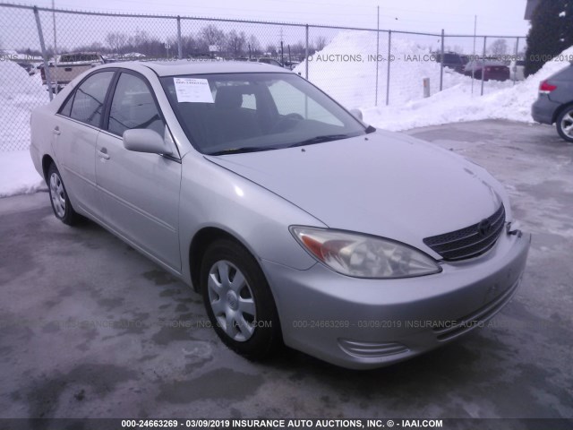 4T1BE30K33U775043 - 2003 TOYOTA CAMRY LE/XLE/SE SILVER photo 1
