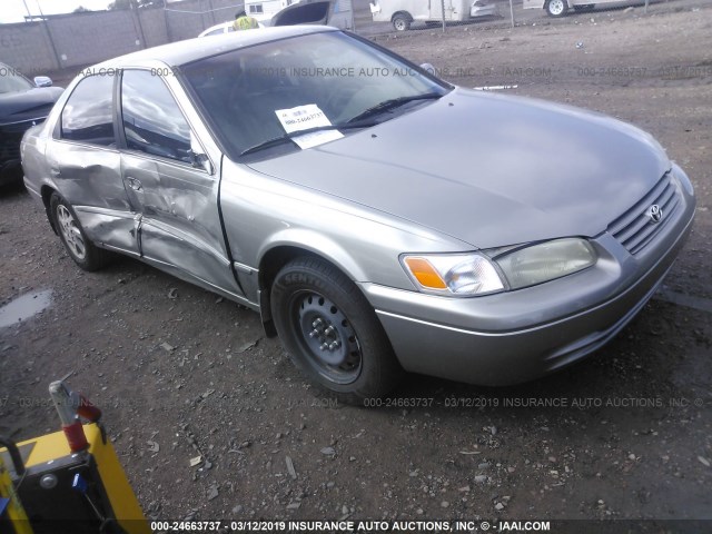 JT2BF28K0X0187350 - 1999 TOYOTA CAMRY LE/XLE 灰色 照片 1