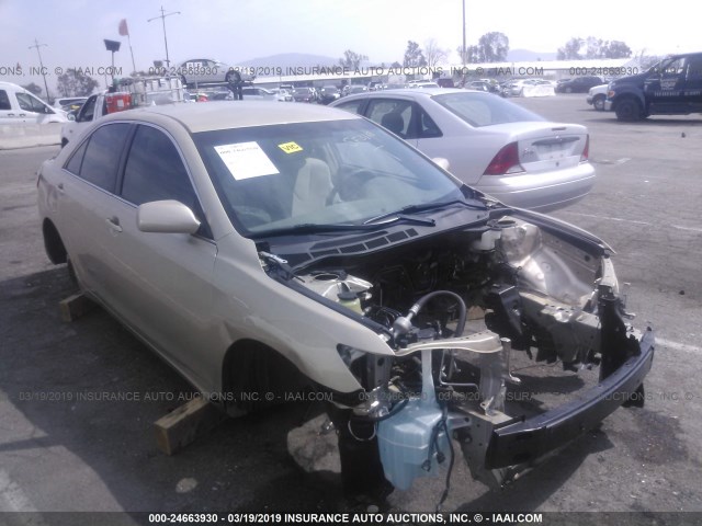 4T1BF3EK6BU718100 - 2011 TOYOTA CAMRY SE/LE/XLE GOLD photo 1