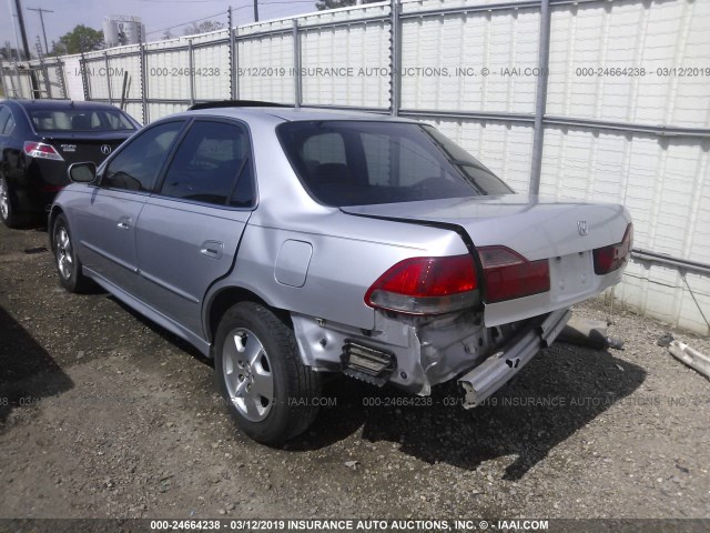 1HGCG16531A004106 - 2001 HONDA ACCORD EX SILVER photo 3