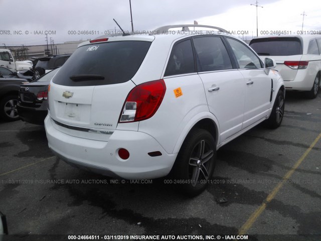 3GNFL4EK8DS527695 - 2013 CHEVROLET CAPTIVA LTZ WHITE photo 4