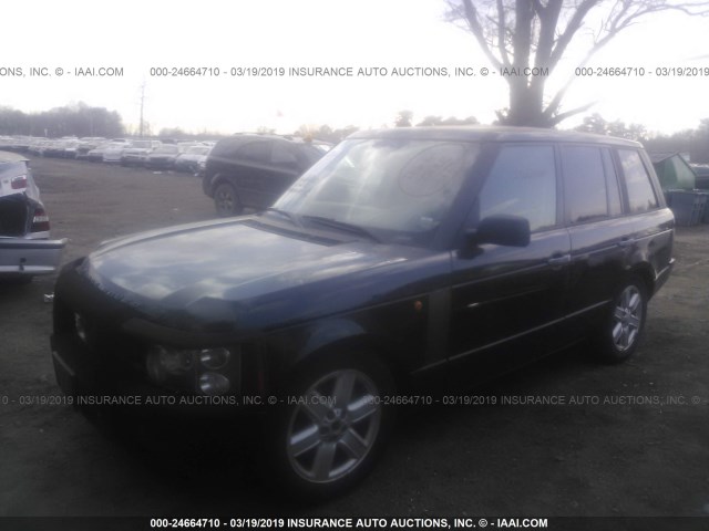 SALME11464A150505 - 2004 LAND ROVER RANGE ROVER HSE BLACK photo 2