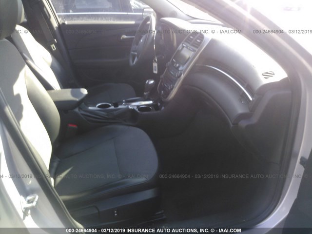 1G11C5SL4FF300767 - 2015 CHEVROLET MALIBU 1LT 银色 照片 5