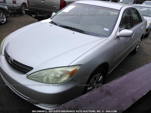 4T1BE32K74U842130 - 2004 TOYOTA CAMRY LE/XLE/SE SILVER photo 2