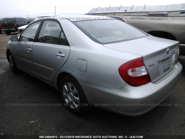 4T1BE32K74U842130 - 2004 TOYOTA CAMRY LE/XLE/SE SILVER photo 3