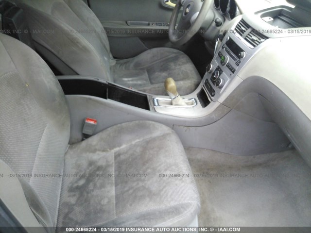 1G1ZA5E05A4108868 - 2010 CHEVROLET MALIBU LS GRAY photo 5