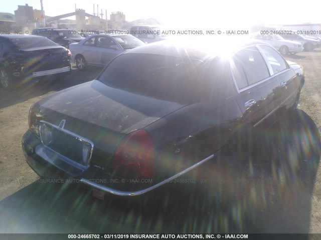 1LNHM84W96Y645062 - 2006 LINCOLN TOWN CAR EXECUTIVE L BLACK photo 4