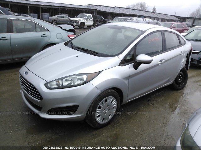 3FADP4AJ4FM178548 - 2015 FORD FIESTA S SILVER photo 2