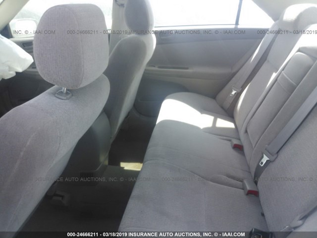 JTDBE32K430182431 - 2003 TOYOTA CAMRY LE/XLE 灰色 照片 8