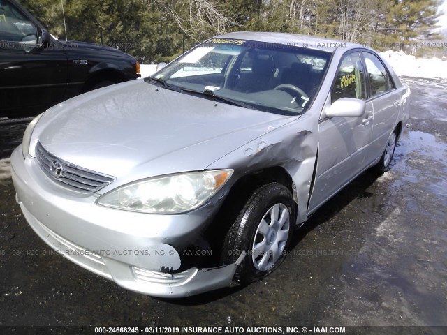 4T1BE32K35U944767 - 2005 TOYOTA CAMRY LE/XLE/SE SILVER photo 6