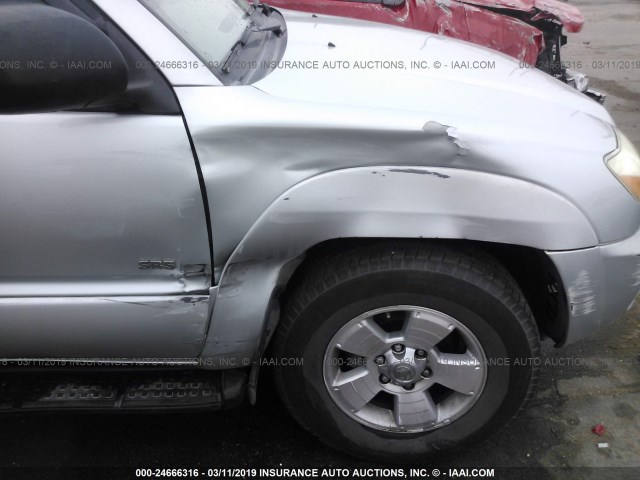 JTEZU14R950048562 - 2005 TOYOTA 4RUNNER SR5/SPORT SILVER photo 6