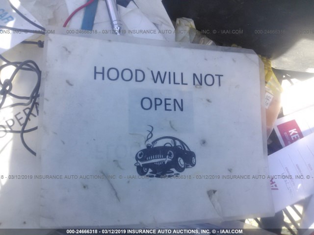 5TDBZRFH0HS394933 - 2017 TOYOTA HIGHLANDER LE/LE PLUS 勃艮第红 照片 10