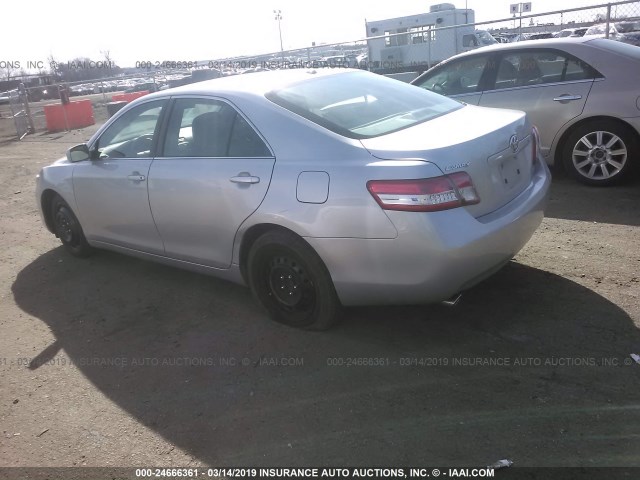4T1BK3EK8AU101808 - 2010 TOYOTA CAMRY SE/LE/XLE 银色 照片 3