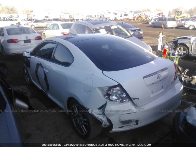 JTKDE167X50014047 - 2005 TOYOTA SCION TC WHITE photo 3