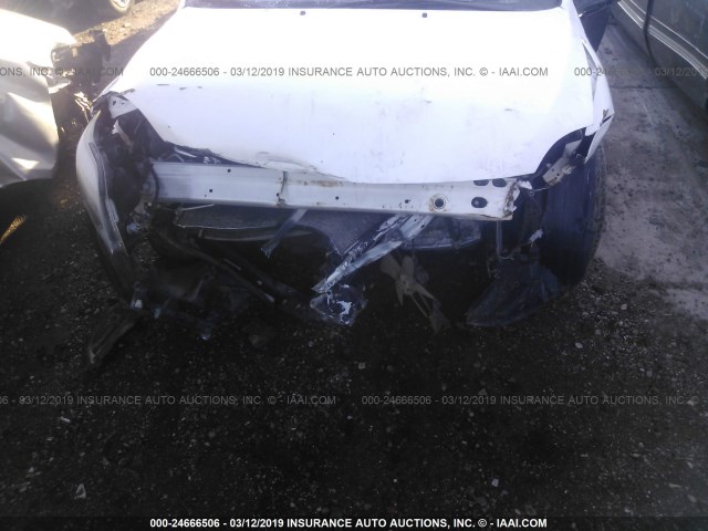 JTKDE167X50014047 - 2005 TOYOTA SCION TC WHITE photo 6