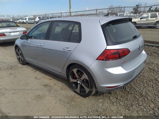 3VW447AU0HM070510 - 2017 VOLKSWAGEN GTI S/SE/AUTOBAHN SILVER photo 3