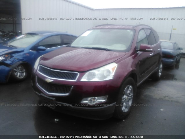 1GNLRGED9AS147907 - 2010 CHEVROLET TRAVERSE LT RED photo 2