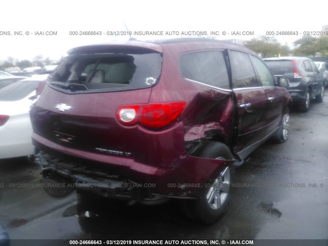 1GNLRGED9AS147907 - 2010 CHEVROLET TRAVERSE LT RED photo 4