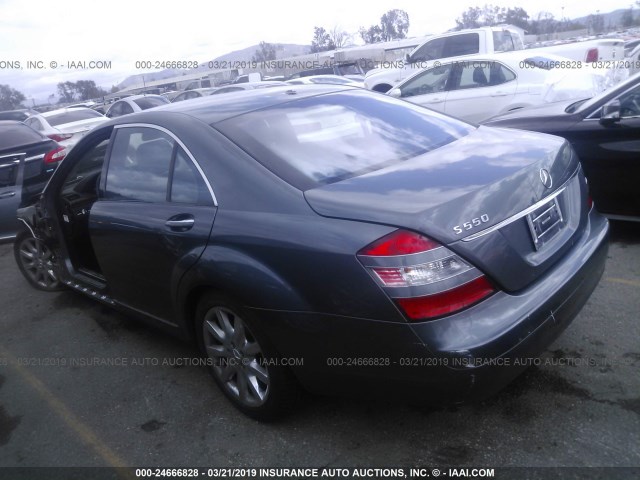 WDDNG71X07A083574 - 2007 MERCEDES-BENZ S 550 GRAY photo 3