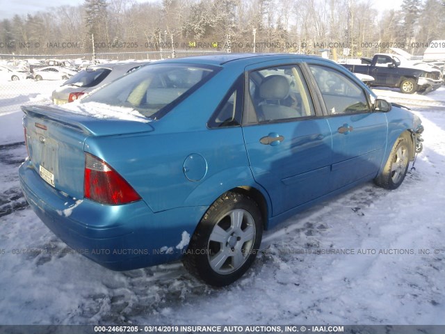 1FAFP34N57W182580 - 2007 FORD FOCUS ZX4/S/SE/SES BLUE photo 4