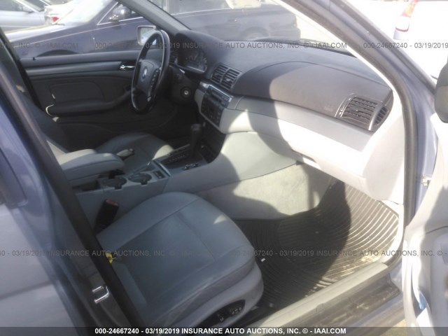WBAAM3337XFP58003 - 1999 BMW 323 I AUTOMATIC Көк фото 5
