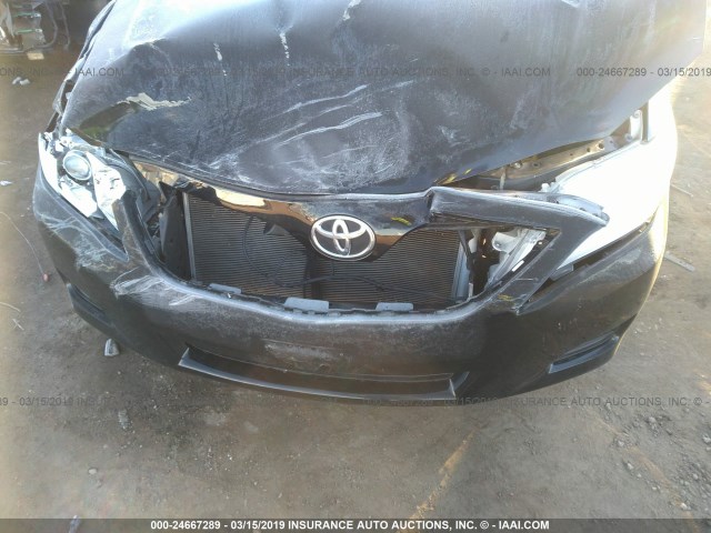 4T4BF3EK5BR179815 - 2011 TOYOTA CAMRY SE/LE/XLE BLACK photo 6