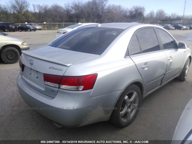 5NPEU46F97H244949 - 2007 HYUNDAI SONATA SE/LIMITED SILVER photo 4