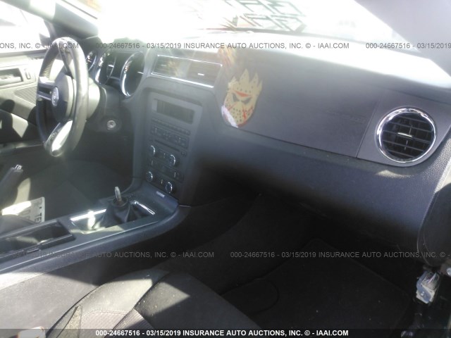 1ZVBP8CF8E5288506 - 2014 FORD MUSTANG GT CREAM photo 5