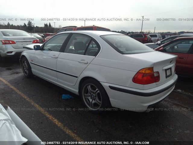 WBAAV53451FT01778 - 2001 BMW 330 I WHITE photo 3