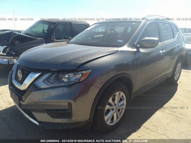 JN8AT2MT4JW467002 - 2018 NISSAN ROGUE S/SL/SV GRAY photo 2