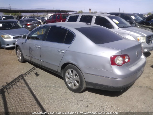 WVWAK93C56P045590 - 2006 VOLKSWAGEN PASSAT 2.0T/2.0T VALUE SILVER photo 3