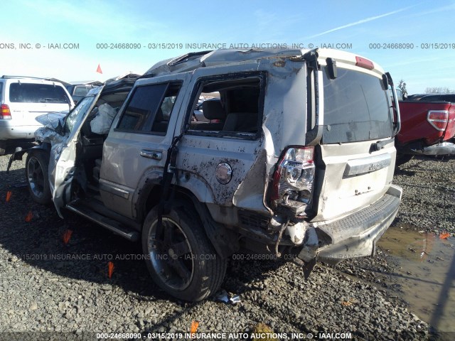 1J8HG68297C558065 - 2007 JEEP COMMANDER OVERLAND SILVER photo 3