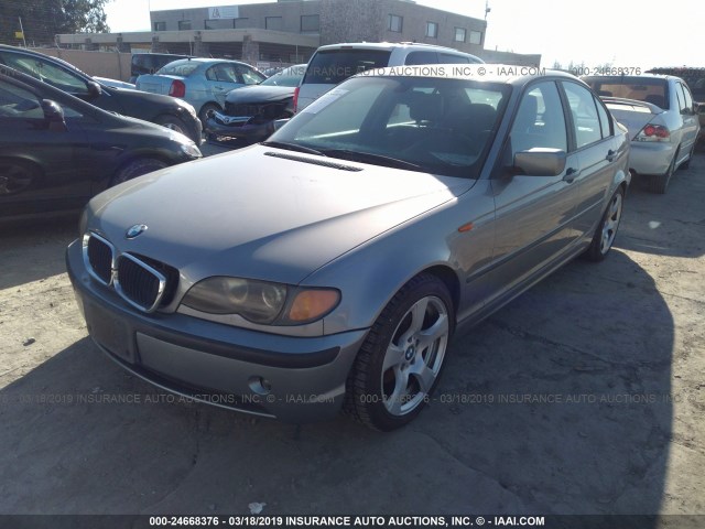 WBAAZ33484KP86938 - 2004 BMW 325 IS SULEV SILVER photo 2