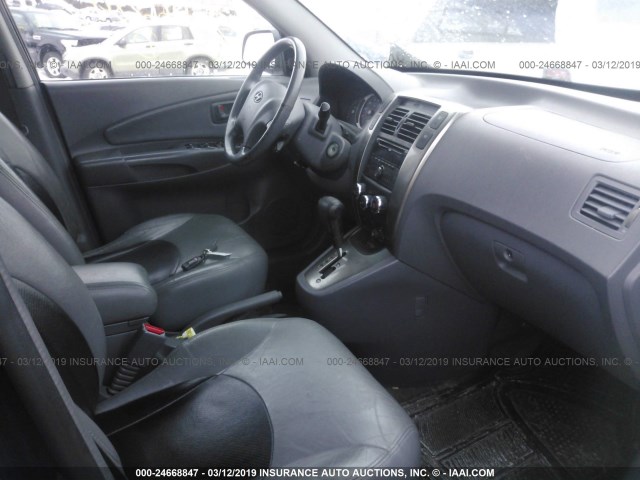 KM8JN72D45U056727 - 2005 HYUNDAI TUCSON GLS/LX BLACK photo 5