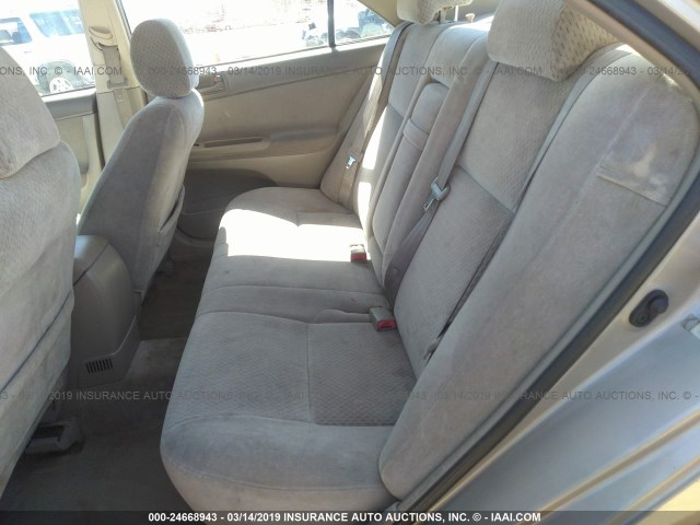 4T1BF32K52U526493 - 2002 TOYOTA CAMRY LE/XLE/SE GOLD photo 8