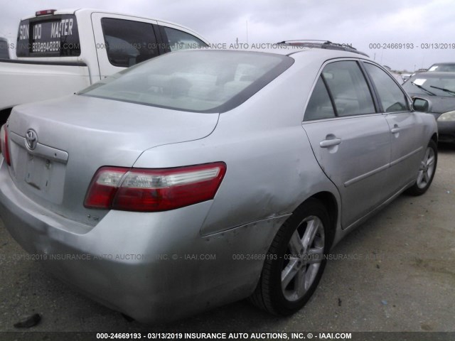 4T1BE46K77U517675 - 2007 TOYOTA CAMRY NEW GENERAT CE/LE/XLE/SE SILVER photo 4