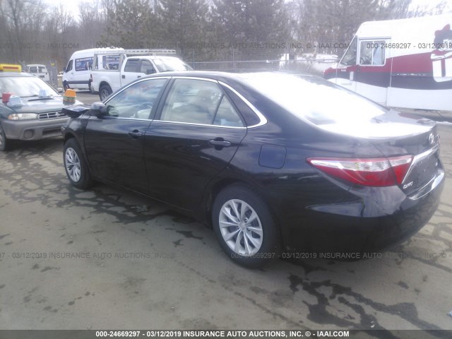 4T4BF1FK6FR501144 - 2015 TOYOTA CAMRY LE/XLE/SE/XSE 黑色 照片 3