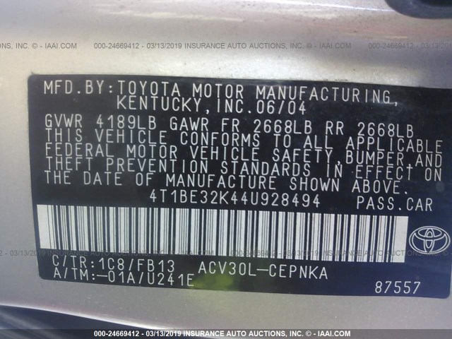 4T1BE32K44U928494 - 2004 TOYOTA CAMRY LE/XLE/SE SILVER photo 9