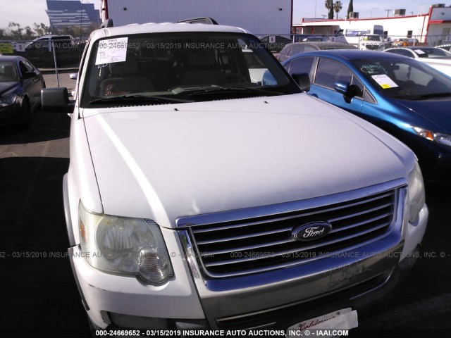 1FMEU63E57UB36403 - 2007 FORD EXPLORER XLT WHITE photo 6